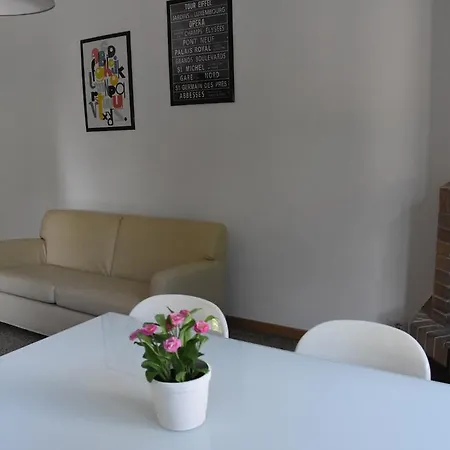 Expo House Apartamento *